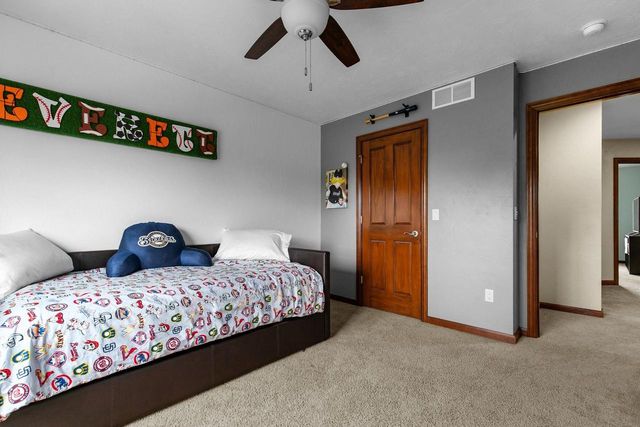 5212 N ROSEMARY DRIVE, Appleton, WI 54913