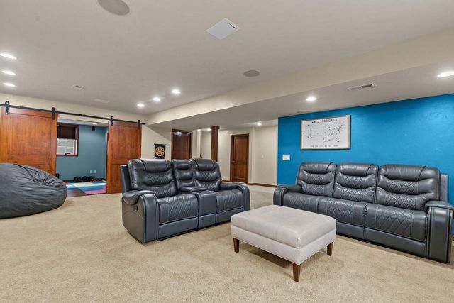 5212 N ROSEMARY DRIVE, Appleton, WI 54913