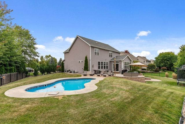 5212 N ROSEMARY DRIVE, Appleton, WI 54913