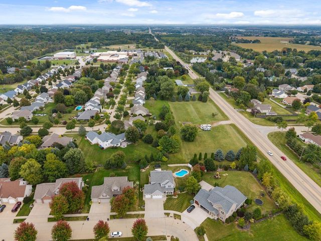 5212 N ROSEMARY DRIVE, Appleton, WI 54913