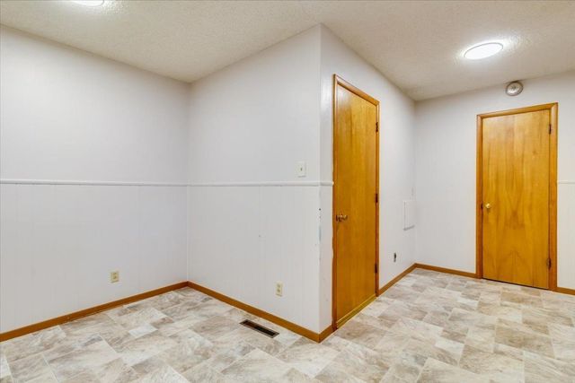 1612 N Lawndale, El Dorado, KS 67042