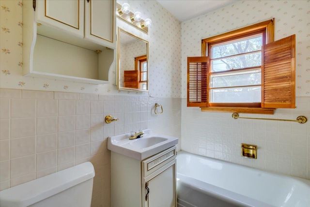 1612 N Lawndale, El Dorado, KS 67042