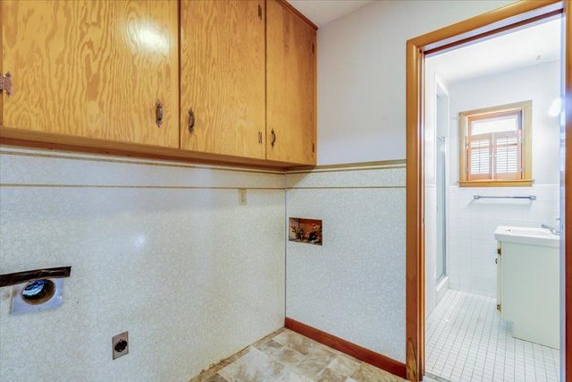 1612 N Lawndale, El Dorado, KS 67042