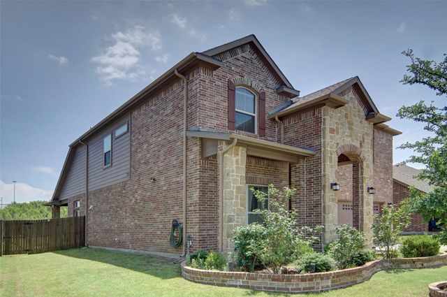 9828 Tule Lake Road, Fort Worth, TX 76177
