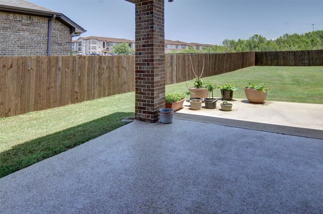 9828 Tule Lake Road, Fort Worth, TX 76177