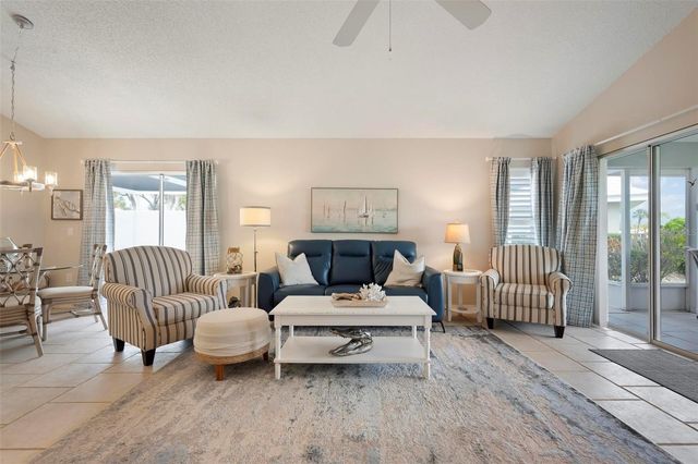 726 BRIGHTSIDE CRESCENT DRIVE 14, Venice, FL 34293