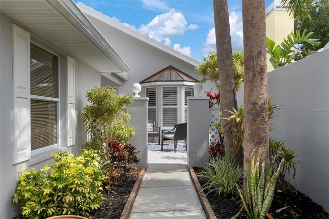 726 BRIGHTSIDE CRESCENT DRIVE 14, Venice, FL 34293