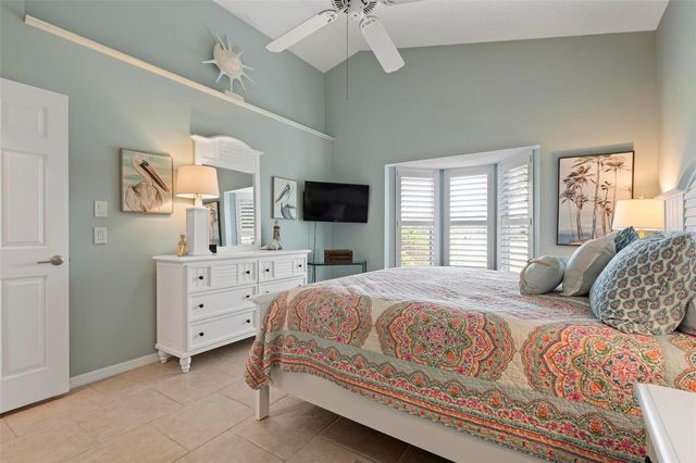 726 BRIGHTSIDE CRESCENT DRIVE 14, Venice, FL 34293