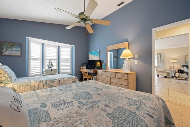 726 BRIGHTSIDE CRESCENT DRIVE 14, Venice, FL 34293