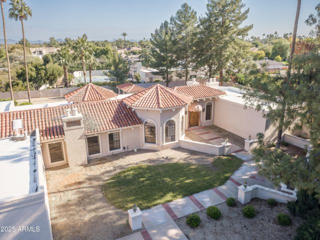 8815 N INVERGORDON Road, Paradise Valley, AZ 85253