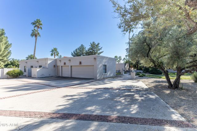 8815 N INVERGORDON Road, Paradise Valley, AZ 85253