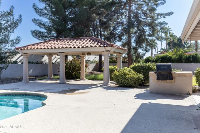 8815 N INVERGORDON Road, Paradise Valley, AZ 85253