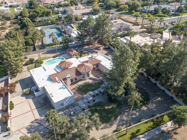 8815 N INVERGORDON Road, Paradise Valley, AZ 85253