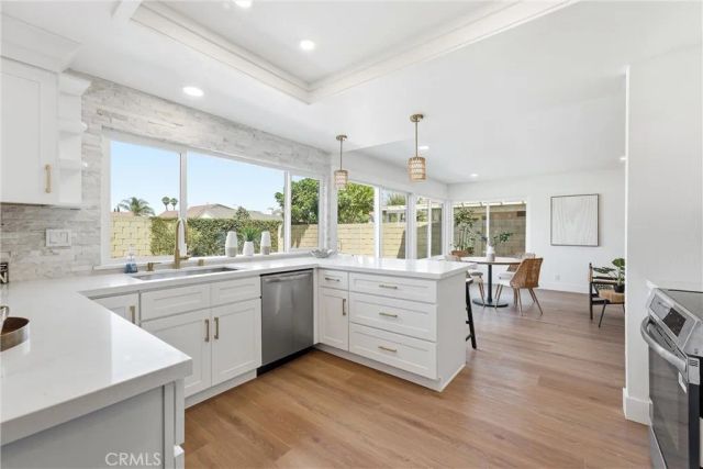 5781 Park West, La Palma, CA 90623