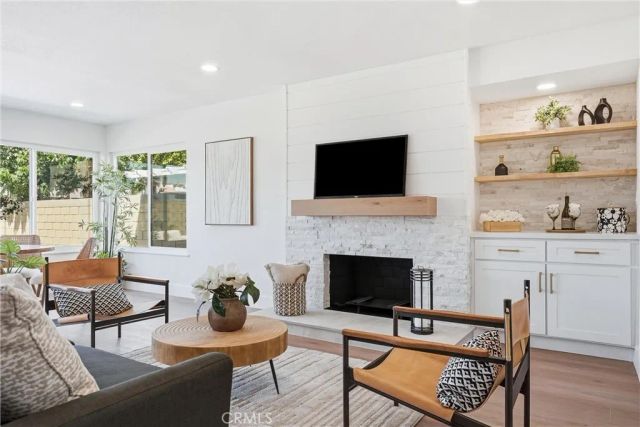 5781 Park West, La Palma, CA 90623