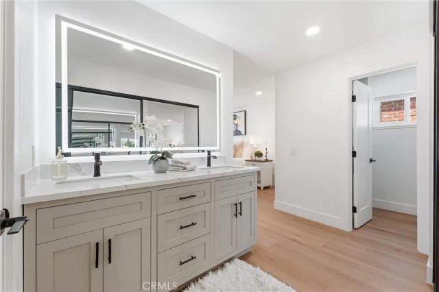 5781 Park West, La Palma, CA 90623