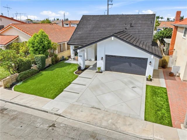 5781 Park West, La Palma, CA 90623
