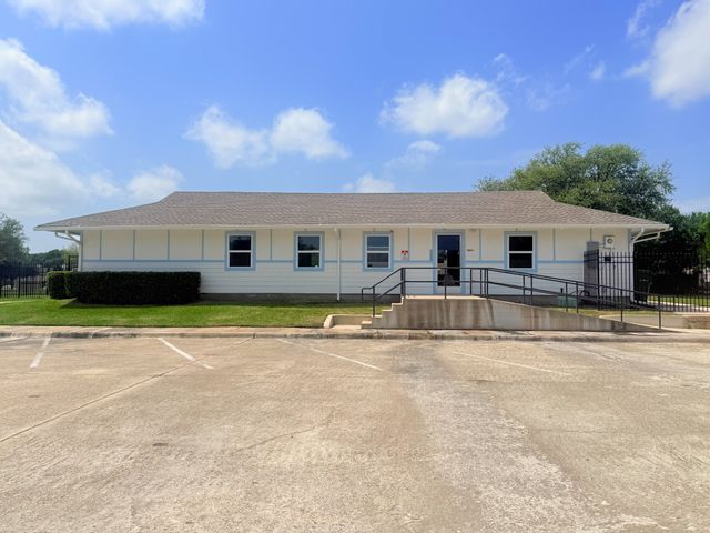 5006 Palo Alto Drive, Garland, TX 75043