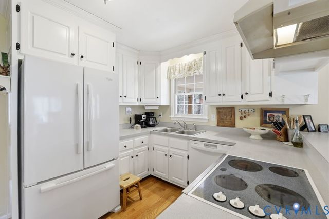 2900 Pleasantwood Rd, Powhatan, VA 23139