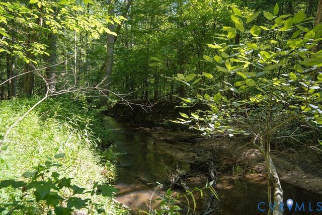 2900 Pleasantwood Rd, Powhatan, VA 23139