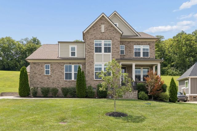 7025 Vineyard Valley Dr, College Grove, TN 37046