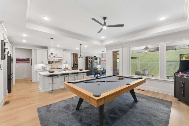 7025 Vineyard Valley Dr, College Grove, TN 37046
