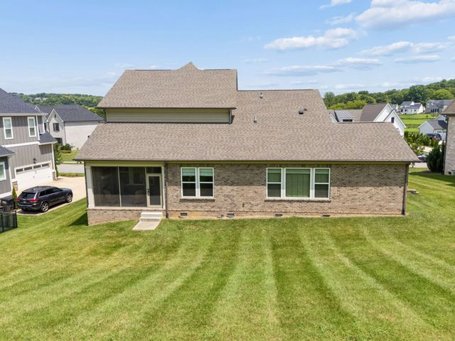 7025 Vineyard Valley Dr, College Grove, TN 37046