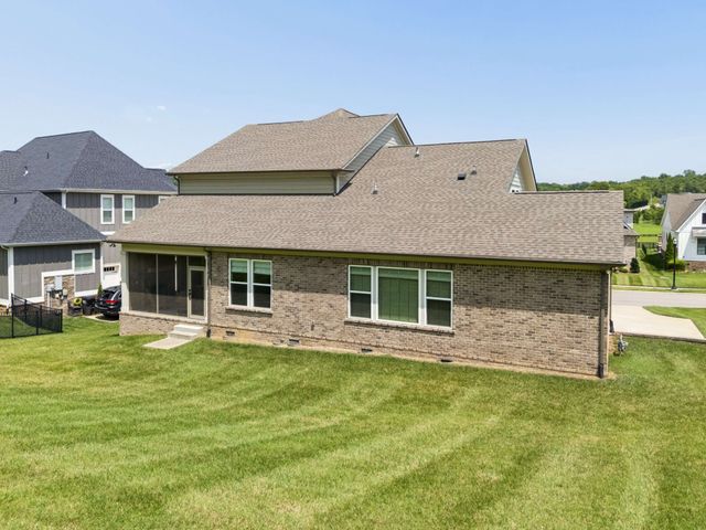 7025 Vineyard Valley Dr, College Grove, TN 37046