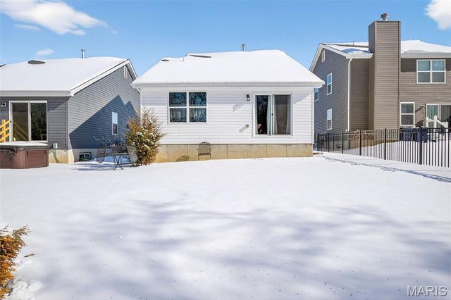 2288 Windswept Farms Drive, Eureka, MO 63025