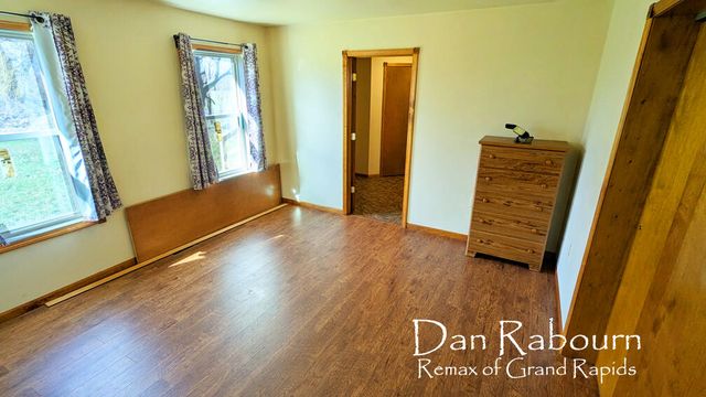 1185 11 Mile Road, Remus, MI 49340