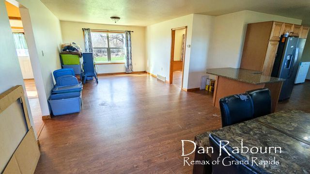 1185 11 Mile Road, Remus, MI 49340