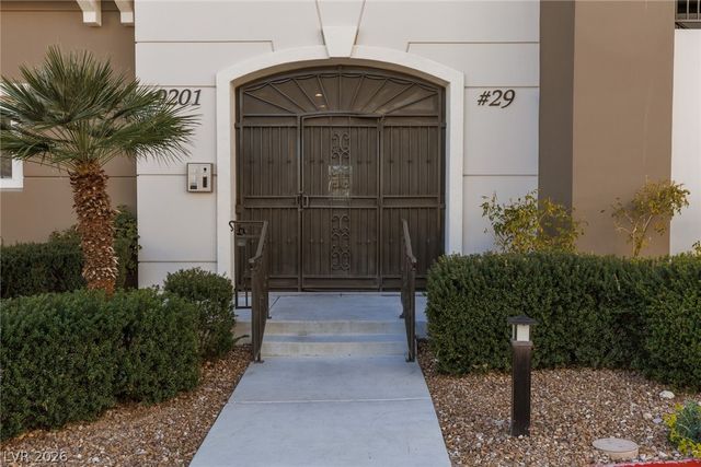 9201 Tesoras Drive 302, Las Vegas, NV 89144
