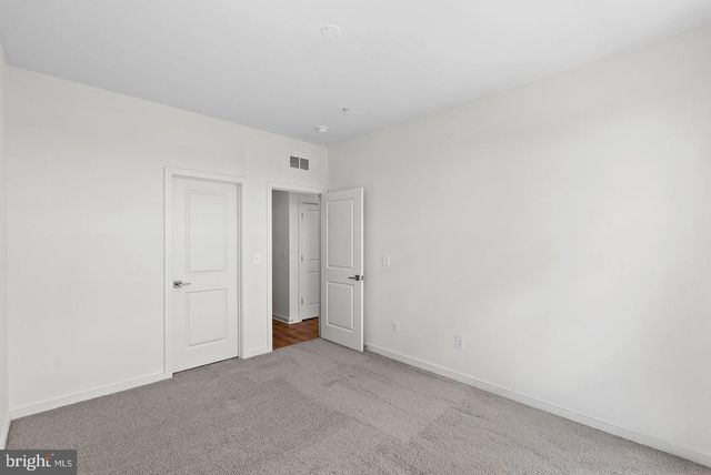 43841 VENETIAN SQ, Ashburn, VA 20147