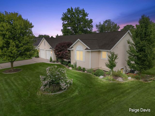 4596 Cider Wood Drive NW, Grand Rapids, MI 49534