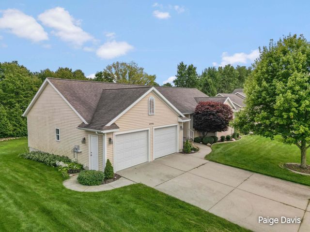 4596 Cider Wood Drive NW, Grand Rapids, MI 49534