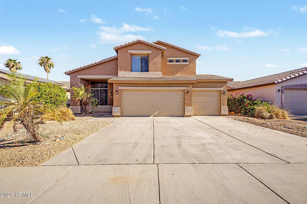 15843 W APACHE Street, Goodyear, AZ 85338 — photo 2