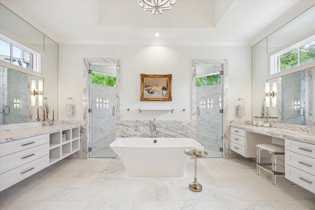 2116 Looscan Lane, Houston, TX 77019