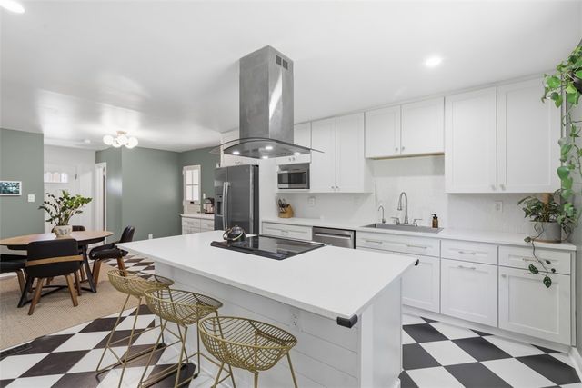 2830 Fernwald Rd, Squirrel Hill, PA 15217