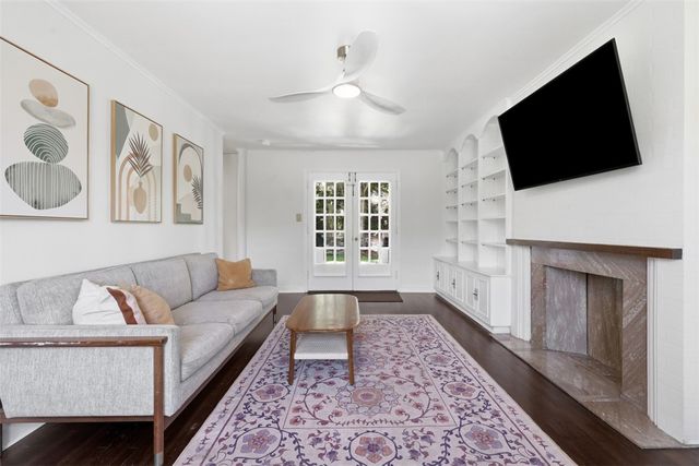 2830 Fernwald Rd, Squirrel Hill, PA 15217