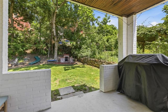 2830 Fernwald Rd, Squirrel Hill, PA 15217