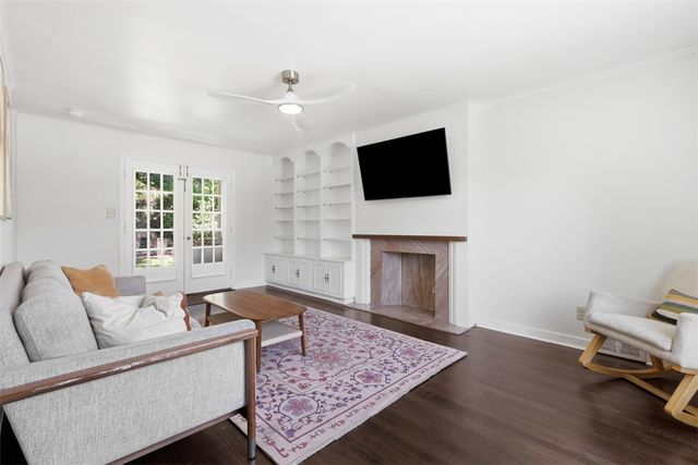 2830 Fernwald Rd, Squirrel Hill, PA 15217