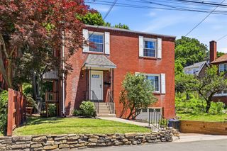 2830 Fernwald Rd, Squirrel Hill, PA 15217