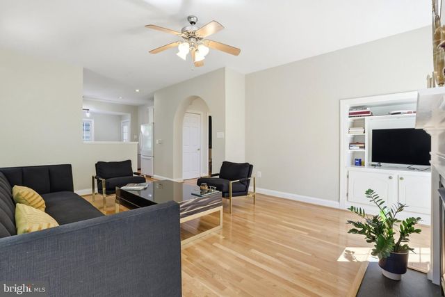 119 THURGOOD ST, Gaithersburg, MD 20878