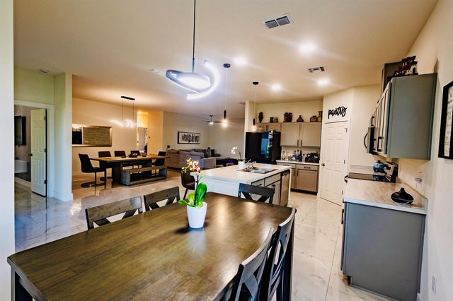 2149 SW Susset Lane, Port St. Lucie, FL 34953
