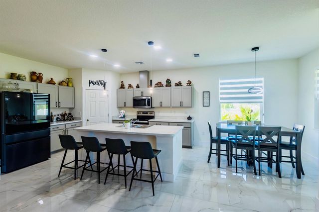 2149 SW Susset Lane, Port St. Lucie, FL 34953