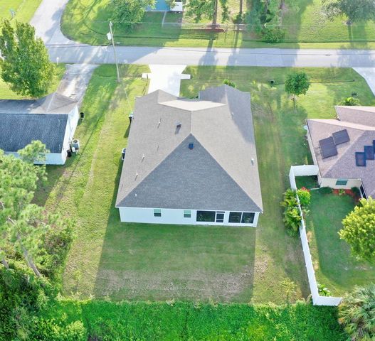 2149 SW Susset Lane, Port St. Lucie, FL 34953