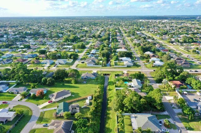 2149 SW Susset Lane, Port St. Lucie, FL 34953