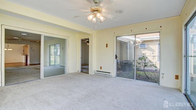 370-B Duranta Plaza, Monroe, NJ 08831