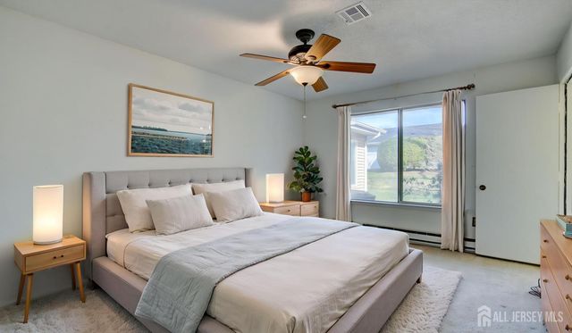 370-B Duranta Plaza, Monroe, NJ 08831