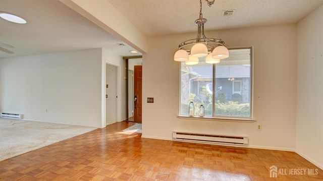 370-B Duranta Plaza, Monroe, NJ 08831